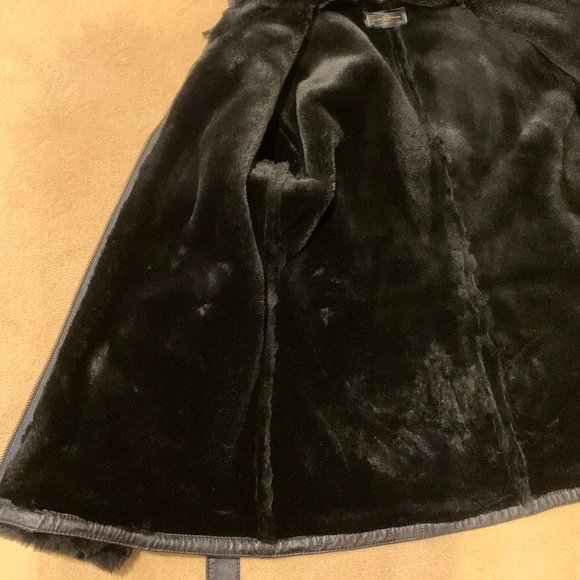 Wilson Leather Jacket Fully Lined w/Faux Fur - Picture 15 of 16